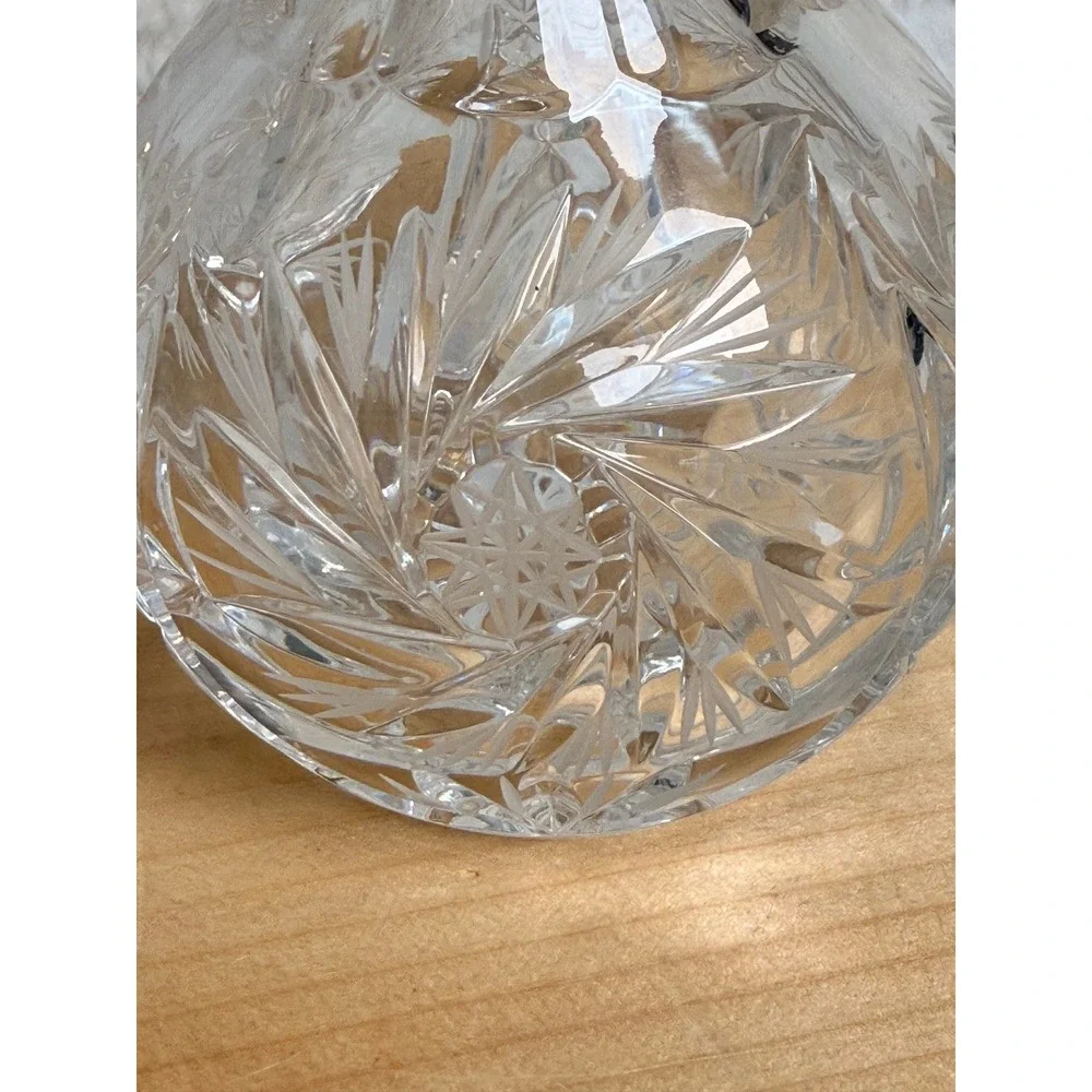 Unbranded elegant crystal